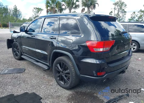 2012 Jeep Grand Cherokee Laredo z USA, uszkodzony, nr VIN 1C4RJEAT1CC334518